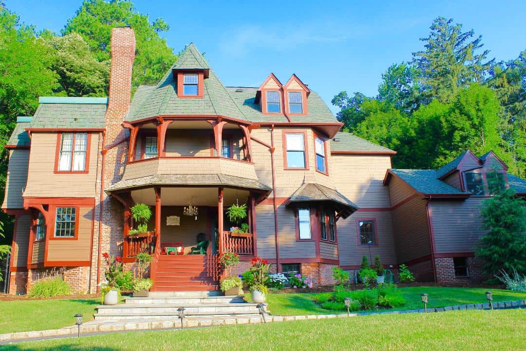 Montclair-Real-Estate-Stanton-Company-Realtors-Compelling-Offers-and-Sharpened-Prices-208-North-Mountain-Avenue-Montclair-NJ